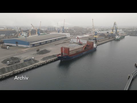 Schiffskollision bei dichtem Nebel im Hafen von Wismar