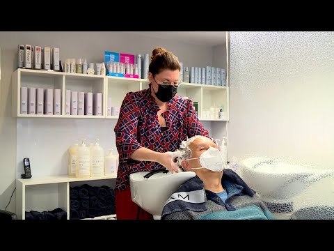 Die Friseure öffnen wieder