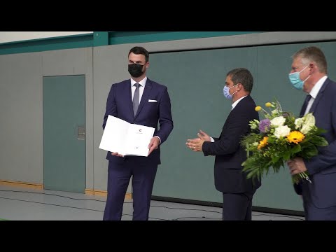 Ernennung Landrat Tino Schomann auf Kreistagssitzung NWM