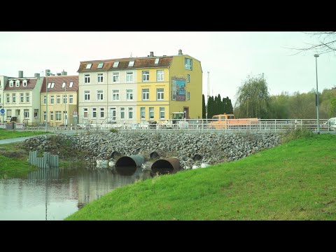 Neue Brücke über Wallensteingraben fast fertig gestellt.