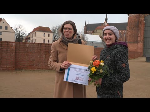 Zonta Wismar e.V. übergibt YWPA-Preis