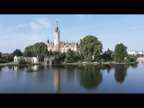 Schweriner Schlossgespräche feiern Archäologie und fordern Bau des Landesmuseums MV