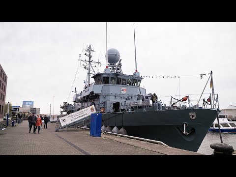 Hafenreport Wismar: Minensucher im Wismarer Hafen