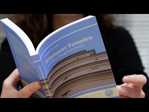 Wismarer Fassaden erzählen Baugeschichte(n) – Buchvorstellung im Stadtarchiv