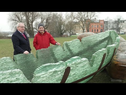 MV Spezial: Glasarche symbolisiert Zerbrechlichkeit in der Natur