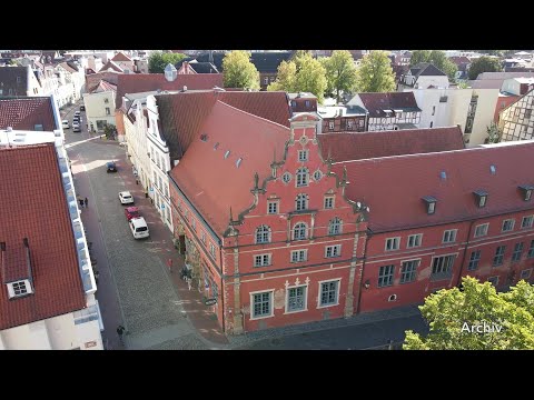 Zeitweise Geschlossen: Stadtbibliothek und SCHABBELL