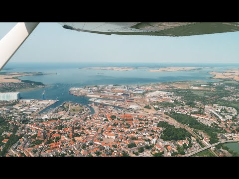 Tschechische Flieger über Wismar