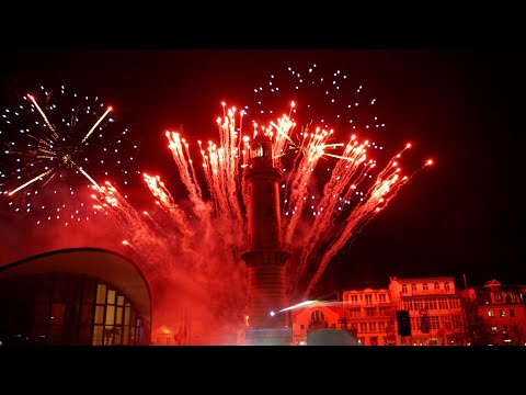 Emotionaler Jahresauftakt: Warnemünder Turmleuchten 2024