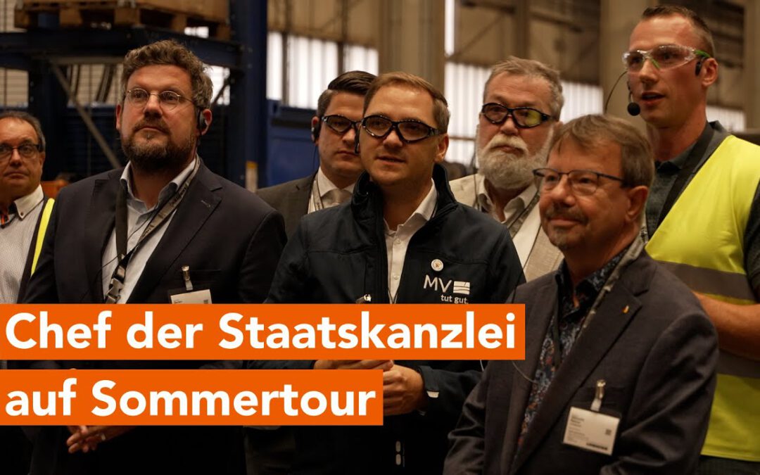 Sommertour: Chef der Staatskanzlei Patrick Dahlemann macht Station bei Liebherr